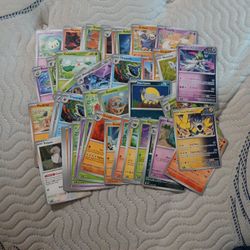Pokemon Temporal Forces Lot- 61 Cards