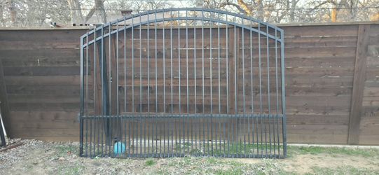 Puerta De Metal