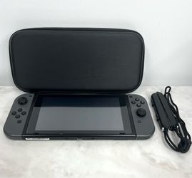 Nintendo switch HAC-001(-01) V2 handheld console w/case