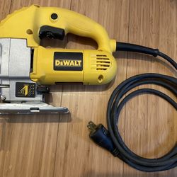 DeWalt 5.5 amps Corded Orbital Jig Saw DW317