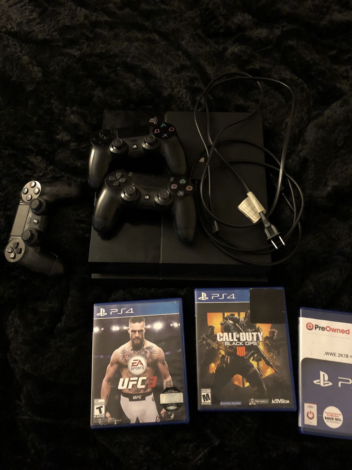 PlayStation 4 w/ 4 Games 3 Controllers $300