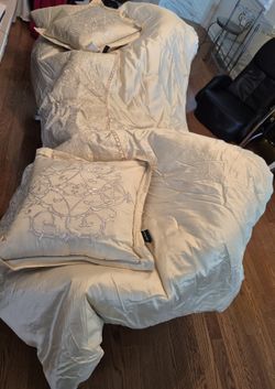 100%SATINCOMFw/Pillows