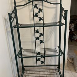 Wrought Iron Bakers Rack - vintage