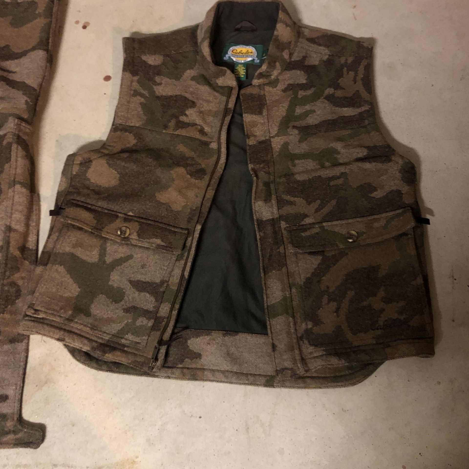 Cabela’s Hunting Clothes 