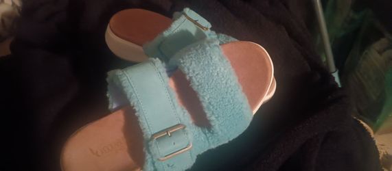 Koolaburra by UGG Furr Ah sandals,