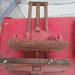 Vintage Craftsman Vise 