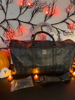 traveling duffel bag