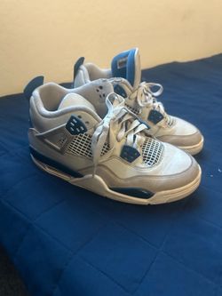 Boys shoes