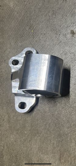 Innovative Mounts - B10120-60A -  Integra civic RIGHT HAND MOUNT B/D-SERIES HYDRO