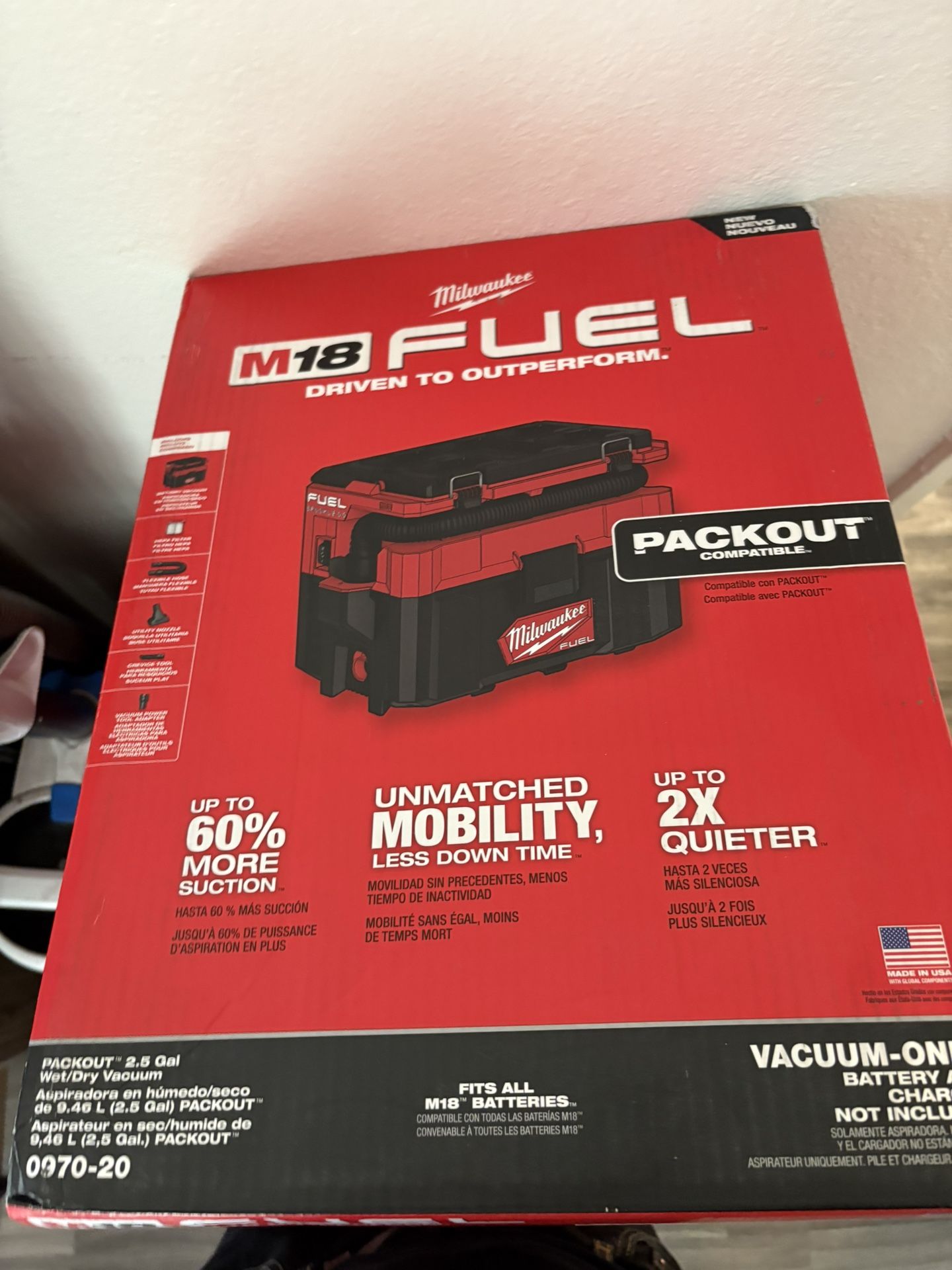 Milwaukee M18 Vacuum