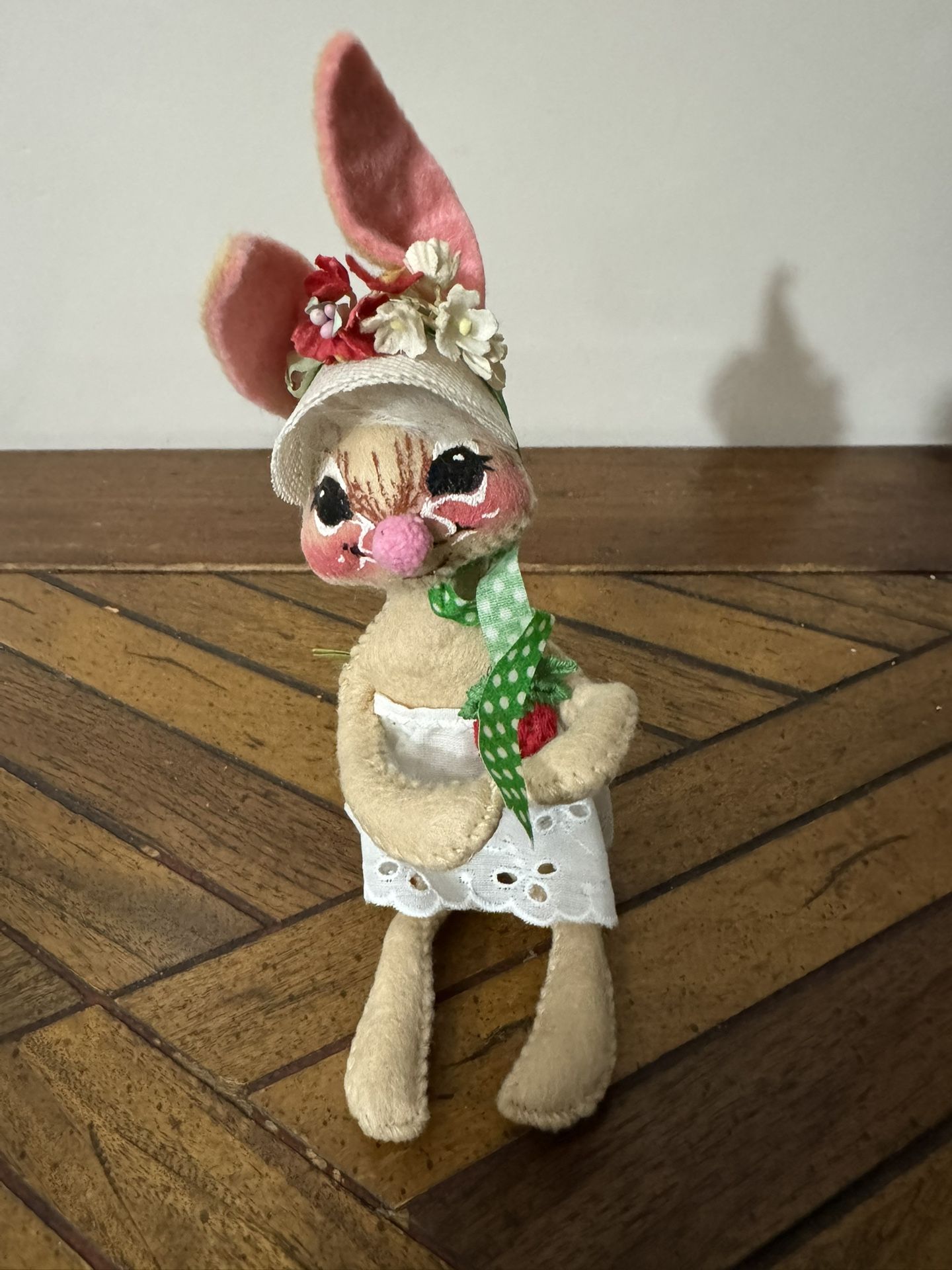 Vintage Annalee 1965 7” Easter Bunny Girl With Strawberry Patch On Dress.