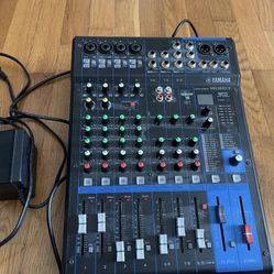 Yamaha Mixer 