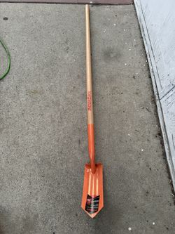 Razorback Ditching Shovel 