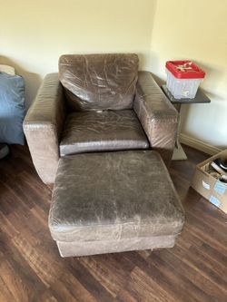 Single Leather Couch