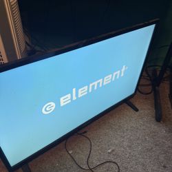 Element 32 Inch HD Smart TV