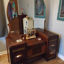 Vintage Vanity 