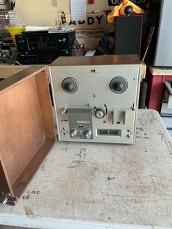 AKAI REEL TO REEL