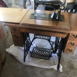 Antique Singer Sewing Machine & Table