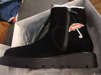 Blondo Waterproof black suede boots