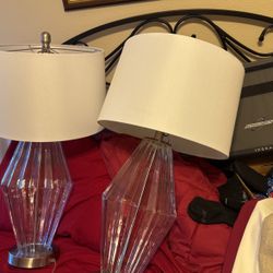 2 Lamps