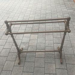 Solid Oak Blanket/ Afgan  rack. 