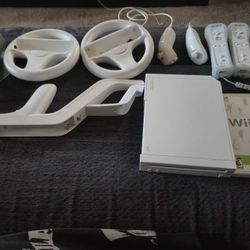 Wii Bundle + Wii FIT