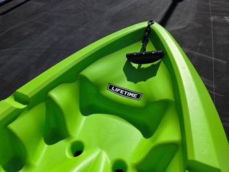 Lifetime Wave Youth Kayak + Paddle + Life Jacket