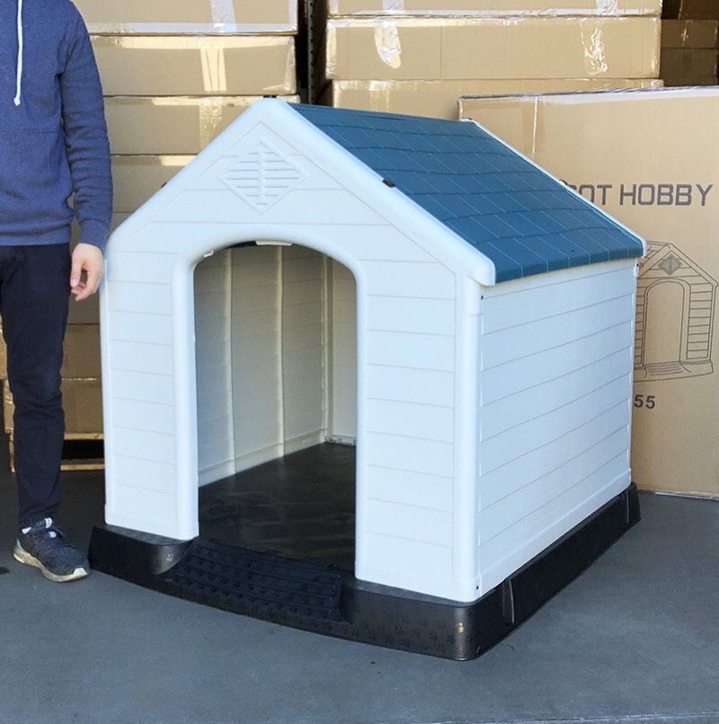 $155 (new) plastic dog house x-large size pet indoor outdoor all weather shelter cage kennel 42x40x45” 