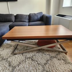 Adjustable Coffe Table 