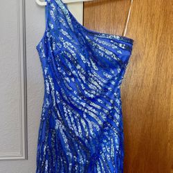 Off the shoulder blue Homecoming dress 