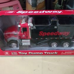 Speedway Gas Station Toy Dump Truck 1/24 Scale With Lights And