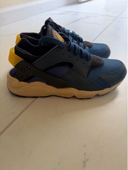 nike air huarache mens navy blue