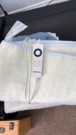 Livaclean Electric Heating Pad ( massage table)