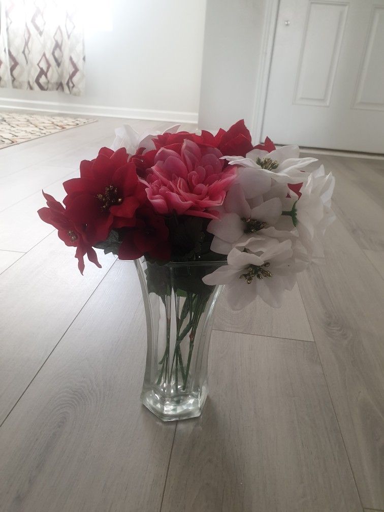 Pickup From LebnonTN..beautiful Glass Vase..pet N Smoke Free Home..excellent Condition .