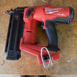 Milwaukee M18 fuel 18Ga Brad Nailer - Tool only