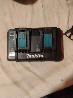 Makita 18V LXT Dual Port Rapid Optimum Charger (DC18RD)
