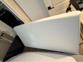 Memory foam Twin Mattress.