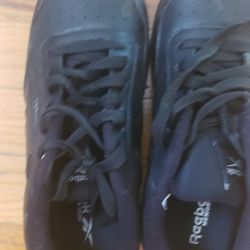 Reebok sneakers 5w men & 7W women