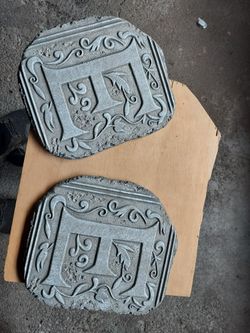 Two Letter "E" Plaques