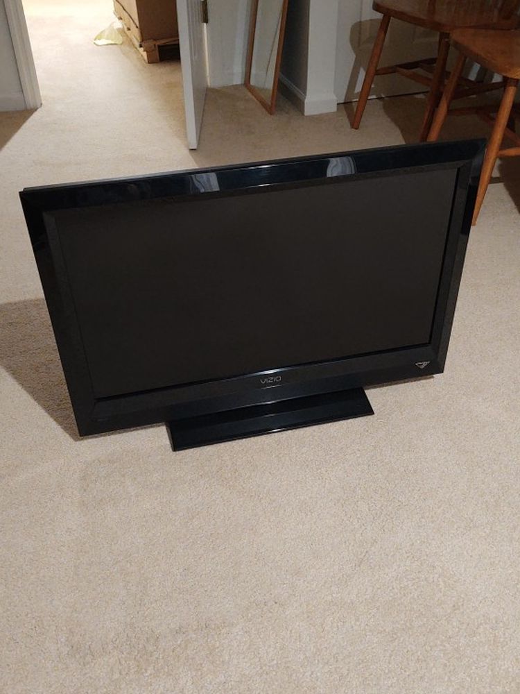 Vizio 32 inch TV Television