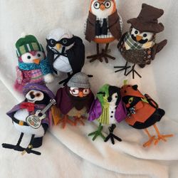 Lot of Holiday Birds Decor.