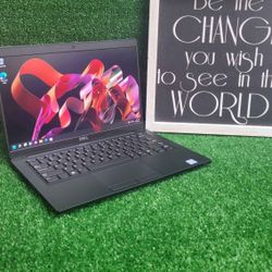 Dell latitude 7390 Intel i5 touchscreen 8th gen quad core processor, 16GB ram and 512GB SSD