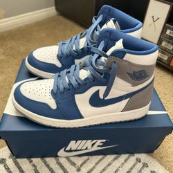True Blue Jordan 1 High Size 9 Men’s Used Once