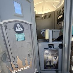Portable Restroom & sink