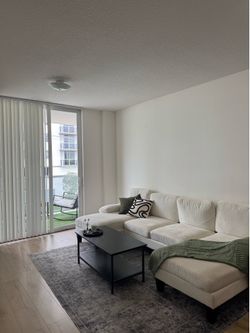 Modern Black Coffee Table / Mesa de living Negra