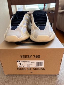 Yeezy 700
