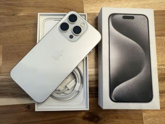 iPhone 15 Pro 1TB Titanium White Unlocked For Any Company✅Price Firm✅