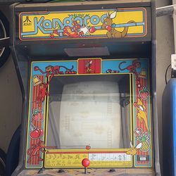 ATARI kangaroo upright cabinet arcade (it works)