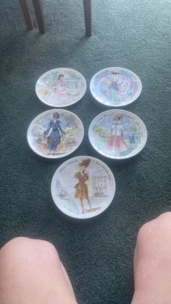 Porcelain Plates French Fashion Theme
