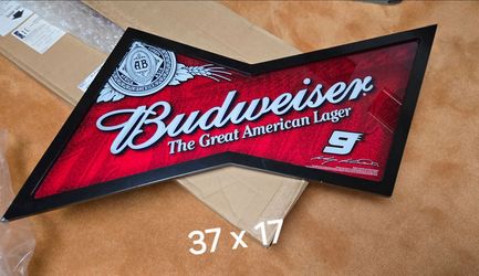 Bud Bowtie Race Mirror